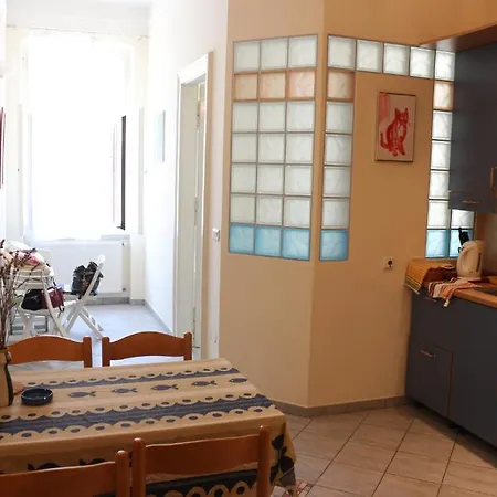 Market * 奥帕提亚